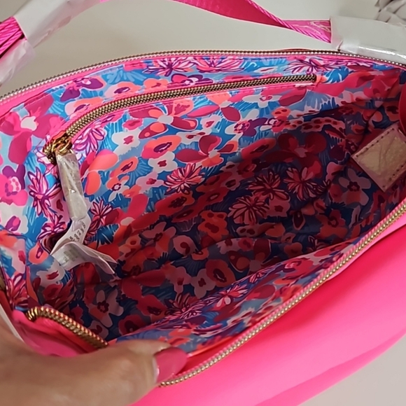Lilly Pulitzer Giavanna Neoprene Crossbody Aura Pink NEW - Picture 4 of 12